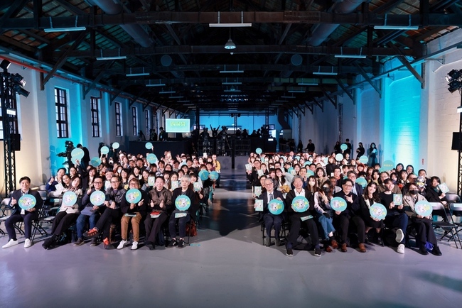 首屆青漫獎扎根校園　李遠：迎接新台漫時代來臨 | 華視新聞