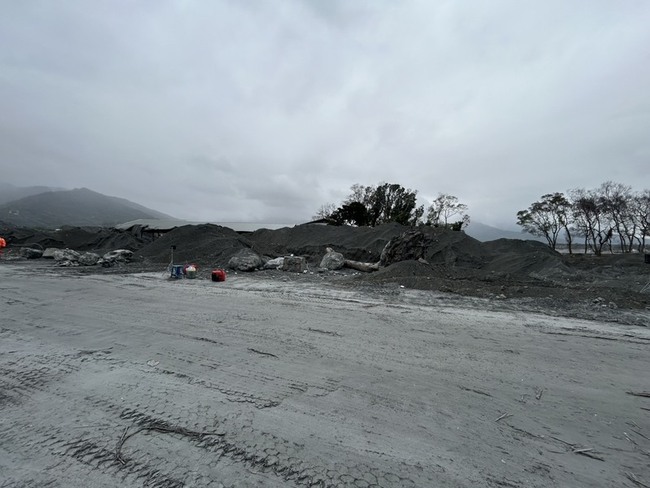 花蓮光復洪災仍有5人失聯　民間重機具二度進駐協尋 | 華視新聞