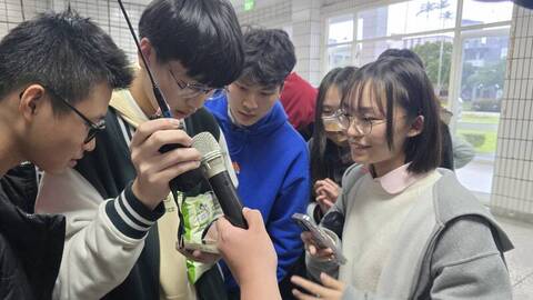 跨越8千公里　宜蘭高中學生與挪威學子無線電對話