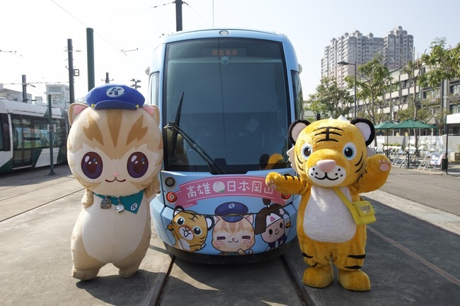 高雄彩繪輕軌列車啟動　行銷台日雙向遊程 | 華視新聞