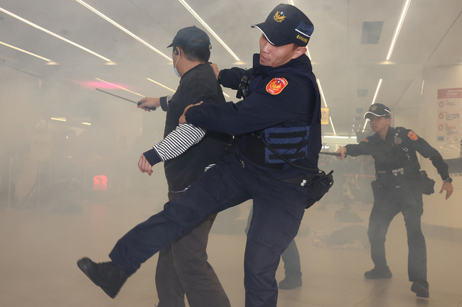 政院提修法　攻擊國家基礎建設納入恐怖活動範圍 | 華視新聞