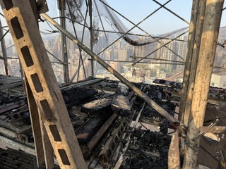 高雄大樓工地清晨火警　工務局開罰9萬元勒令停工