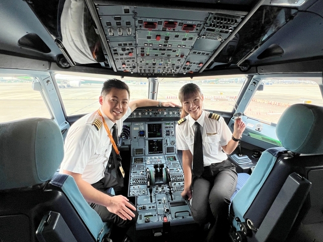 華航拍板年終估平均9.7個月　虎航發10.6個月 | 華視新聞