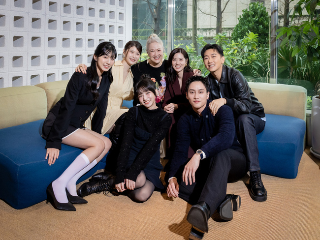 深入廢棄公墓拍攝 施名帥范少勳驚見人骨怕冒犯 | 華視新聞