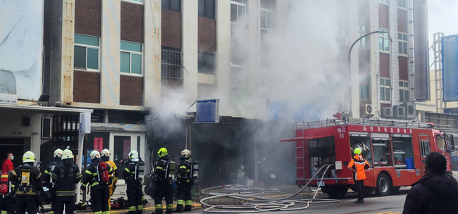 澎湖馬公與西嶼接連傳火警　警消全力搶救無人傷亡 | 華視新聞