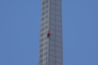 霍諾德成功登頂  「台北101」衝中國微博熱搜第1