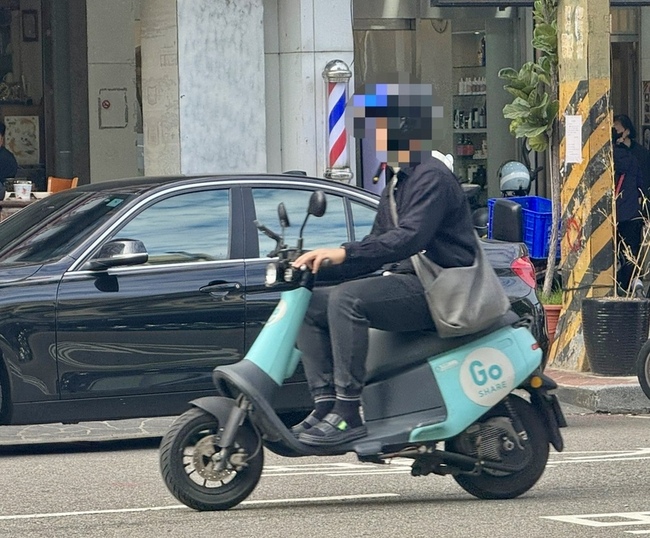 租車加購車體險仍遭求償　竹縣消保官籲車禍先報警 | 華視新聞