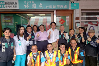 民眾黨台南防災士據點揭牌　黃國昌：提供即時協助