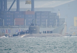 海鯤號第6次海測　軍事迷搶拍