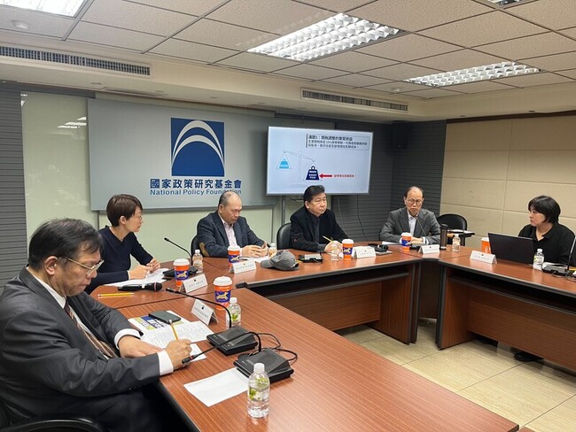 台美關稅談判　國民黨智庫：透明化及衝擊評估不足 | 華視新聞