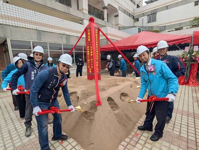 金門警光會館多元使用整建動土　新增托嬰長照功能 | 華視新聞
