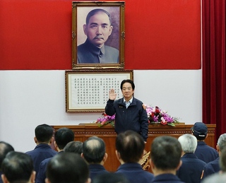 總統：持續強化全社會防衛韌性　盼朝野支持警察