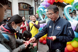 台南西門市場美食廣場推促銷　黃偉哲發紅包抵用券