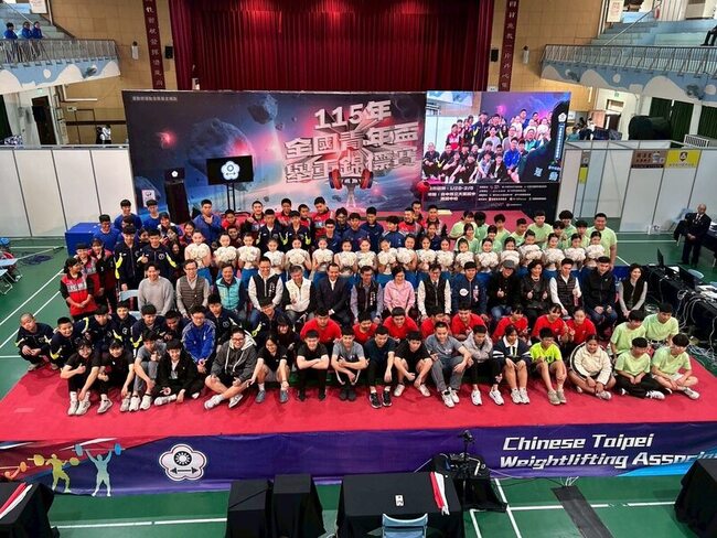 全國青年盃舉重錦標賽  玉里高中勇奪6金8銀3銅 | 華視新聞