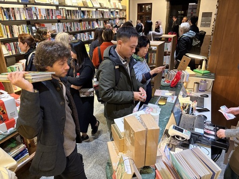 文策院帶國際買家逛台北書展 20國30出版人報到