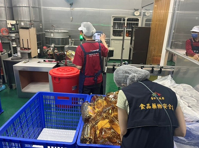 蒙特樂橄欖油混低價油 中市2業者近5000瓶急下架 | 華視新聞