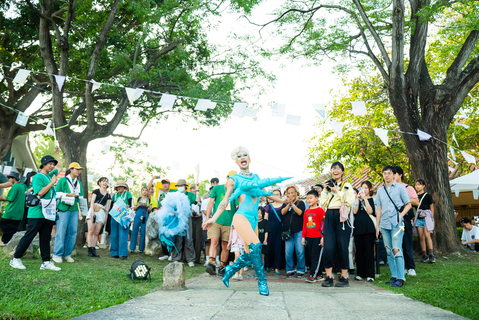 草草戲劇節讓劇場化身美術館 創意不設限