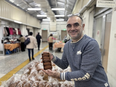 法式甜點飄香公部門　法籍女婿顏羅傑傳承母親好味道