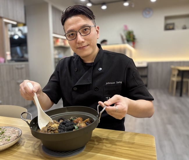 換個口味過不一樣的年　港式年菜進攻台灣味蕾 | 華視新聞