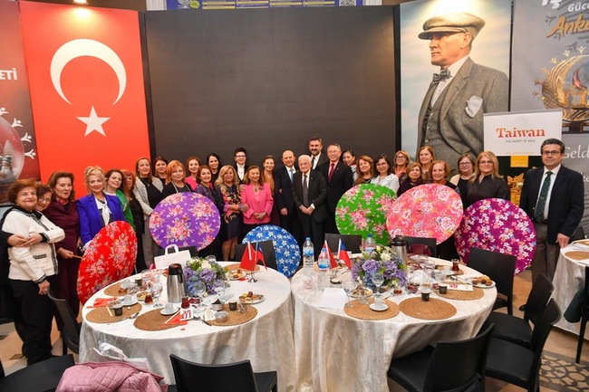 土耳其駐處邀貴賓新年團聚  春節文化洋溢家庭價值 | 華視新聞