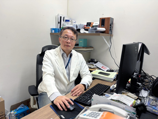 法醫楊敏昇驗屍也修復遺體　以死亡為鏡推廣生命教育 | 華視新聞