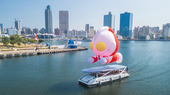 超人力霸王領航愛河灣　寫生賽吸逾3000人 | 華視新聞