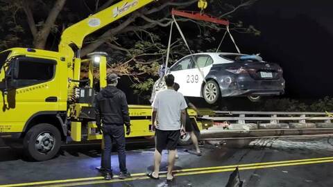 台東醉男偷警車逃逸30公里　失控撞車釀3傷