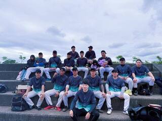 長照機構接手壘球隊  居服員個案家屬合力奪佳績