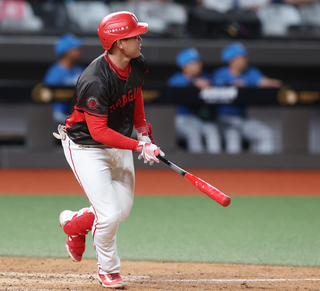 中職龍隊不敵日職火腿 劉基鴻4安還開轟成亮點