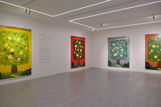 「以光為始」特展  以色彩轉化佛教經典「七寶」