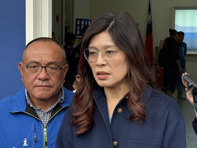 鄭麗文赴苗栗藍營團拜　盼加倍建設吸引居住投資 | 華視新聞