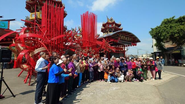 嘉縣鹿草重寮老榕樹舊址　打造光之境燈座延續記憶 | 華視新聞