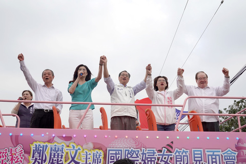 談屏東縣長選舉　鄭麗文籲支持蘇清泉