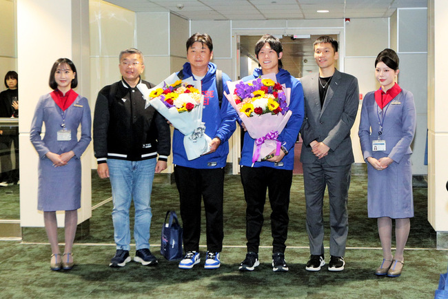 經典賽台灣隊返台　逾300球迷接機力挺Team Taiwan | 華視新聞