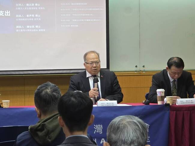 擾台共機銳減　學者：中共防兩會期間飛行員叛逃 | 華視新聞