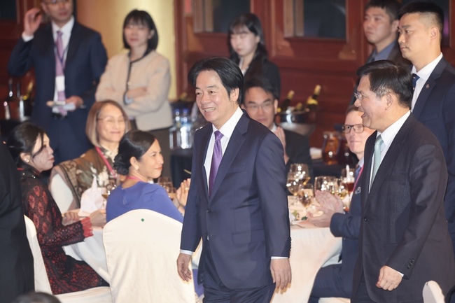 總統：威權主義擴張　盼朝野合作攜手友盟走向世界 | 華視新聞