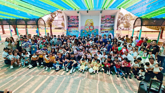 三胞胎家庭大會師齊聚雲林　分享育兒甘苦談 | 華視新聞