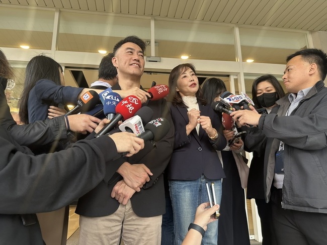 鄭麗文與黨團餐敘　林沛祥：談年底選情覺得相對樂觀 | 華視新聞