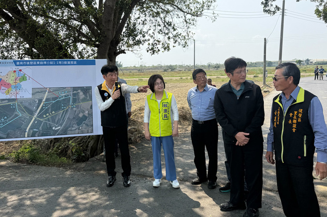 台南凱米風災淤積農地未全復原 立委現勘盼加速復耕 | 華視新聞