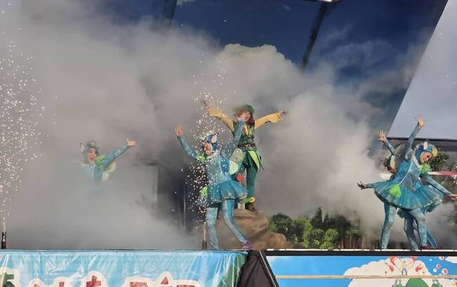 紙風車劇團澎湖演出　近2000親子同樂 | 華視新聞