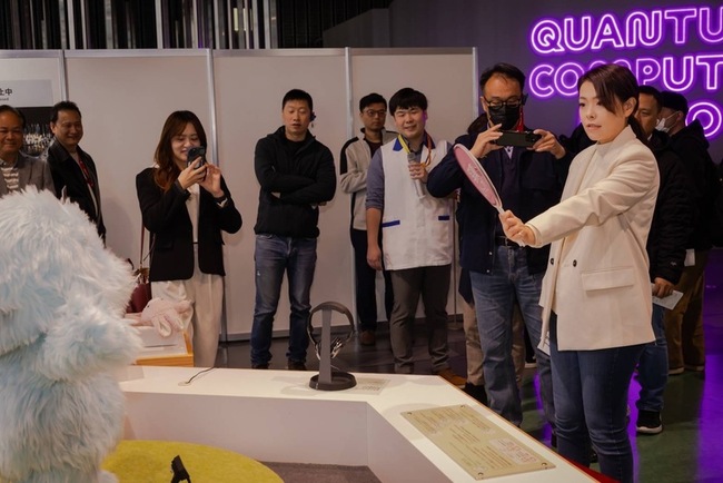 高虹安訪日本藝文地標　借鏡沉浸技術與場館營運 | 華視新聞