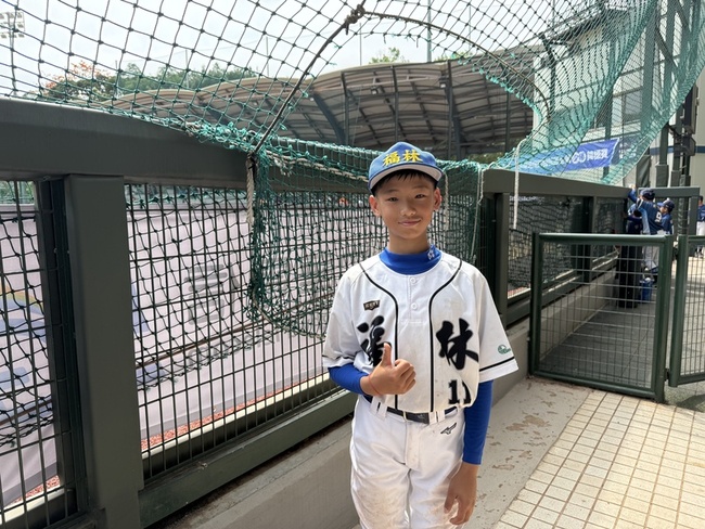 游日誠自信腳程最快　謝國城盃少棒敲長打 | 華視新聞