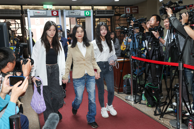 應曉薇涉收受沈慶京5250萬元 北院判刑15年6月 | 華視新聞