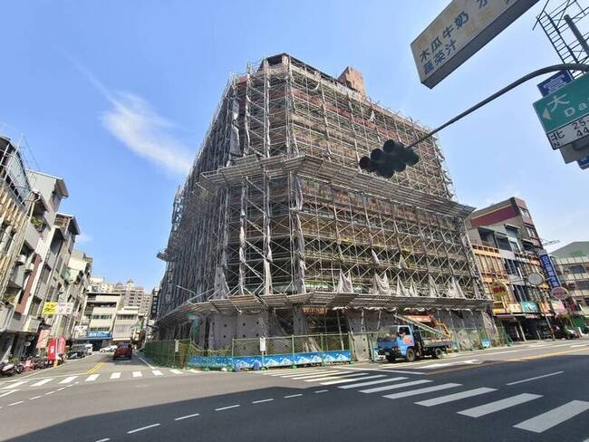 台南中西區來亞大樓列危險建築　4/1執行拆除 | 華視新聞
