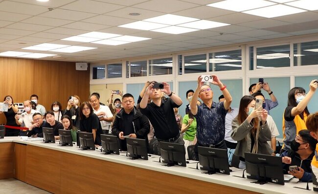 嘉市精華商業區重劃7筆抵費地全標脫　總價近14億 | 華視新聞