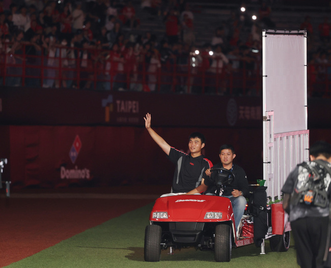 少了18號還有17號　郭郁政搭上MVP舞台車第1人 | 華視新聞