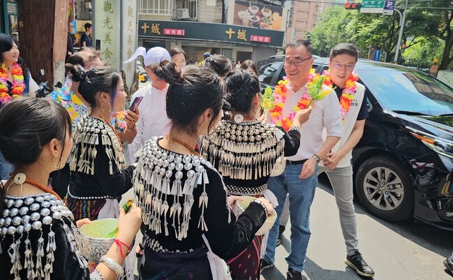 李四川稱藍白合4月有結果　蘇巧慧：祝對方順利 | 華視新聞