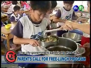 PARENTS CALL FOR FREE-LUNCH PROGRAM