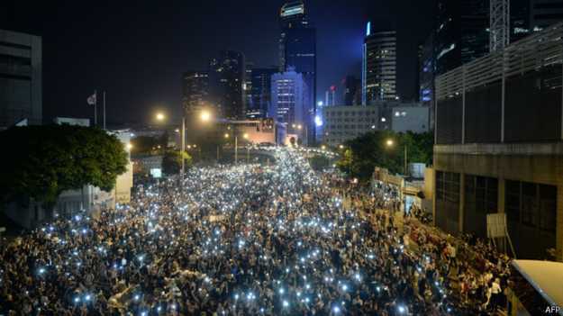 香港佔中警力減少 警:我們累了 | 華視新聞