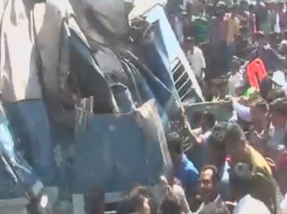 【華視搶先報】印度火車出軌 恐百人死傷 | 